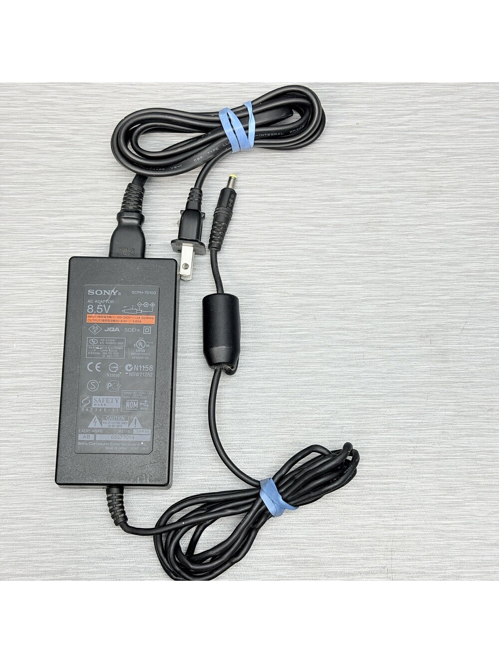 Geniune Sony Model SCPH-79100 Output 8.5V 4.5A AC Power Supply AC Adapter
